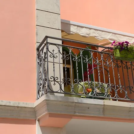 Altamarea Bed & Breakfast